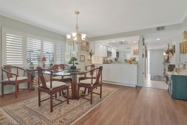 9450 HARBOR GREENS WAY 308, Seminole, FL 33776