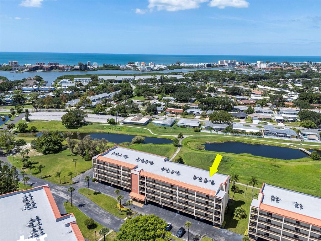 9450 HARBOR GREENS WAY 308, Seminole, FL 33776