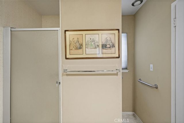 4300 Vanalden Avenue, Tarzana, CA 91356
