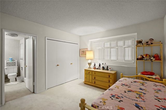 4300 Vanalden Avenue, Tarzana, CA 91356