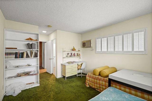 4300 Vanalden Avenue, Tarzana, CA 91356