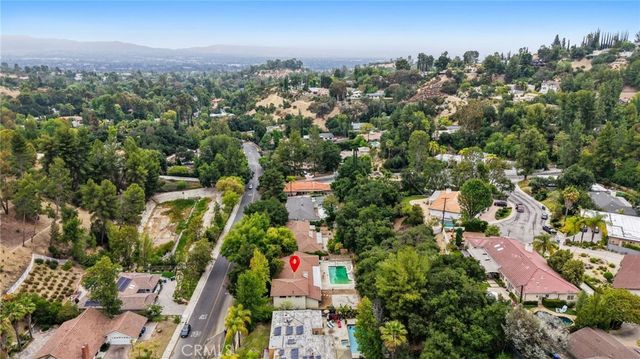 4300 Vanalden Avenue, Tarzana, CA 91356