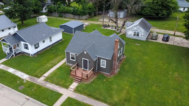 1321 N OLIVE ST, Mexico, MO 65265