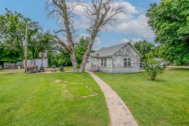 1321 N OLIVE ST, Mexico, MO 65265