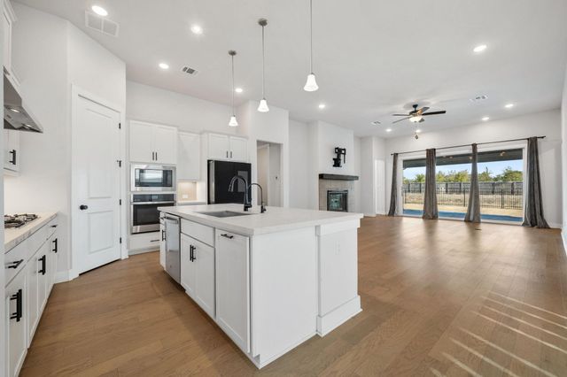 957 Arrowhead Ranch BLVD, Dripping Springs, TX 78620