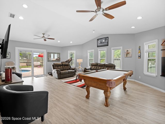 2582 Empire Avenue E, Melbourne, FL 32934