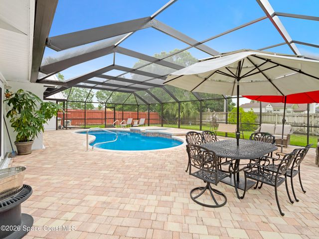 2582 Empire Avenue E, Melbourne, FL 32934