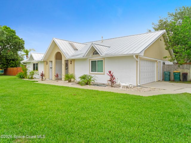 2582 Empire Avenue E, Melbourne, FL 32934