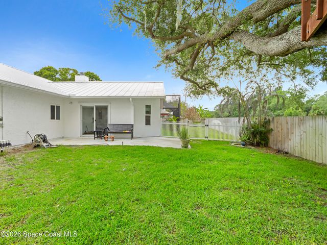 2582 Empire Avenue E, Melbourne, FL 32934