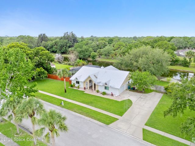 2582 Empire Avenue E, Melbourne, FL 32934