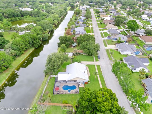 2582 Empire Avenue E, Melbourne, FL 32934