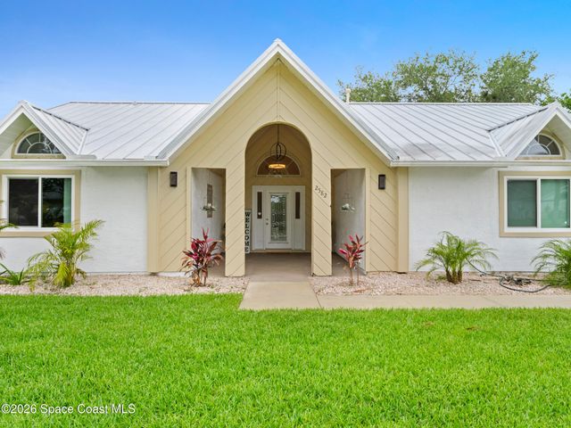 2582 Empire Avenue E, Melbourne, FL 32934