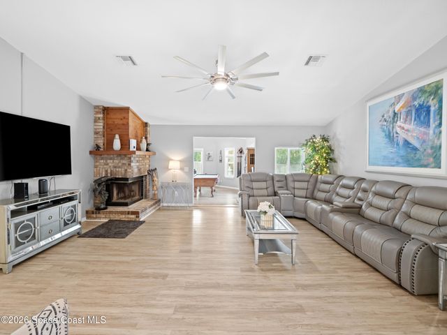 2582 Empire Avenue E, Melbourne, FL 32934