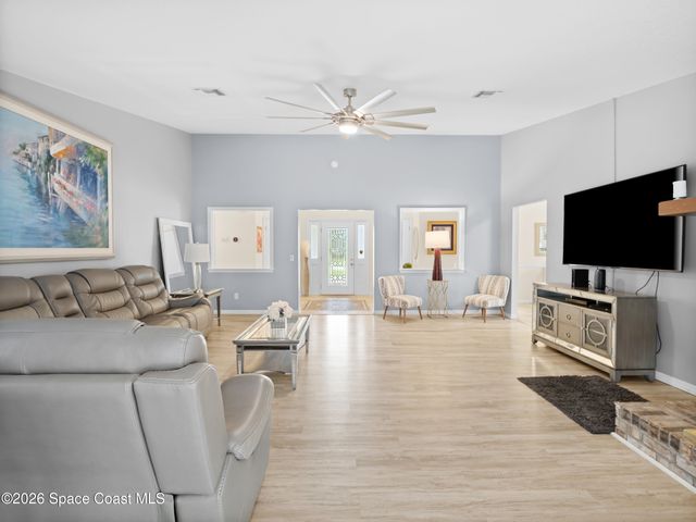 2582 Empire Avenue E, Melbourne, FL 32934