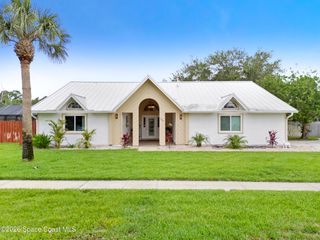 2582 Empire Avenue E, Melbourne, FL 32934