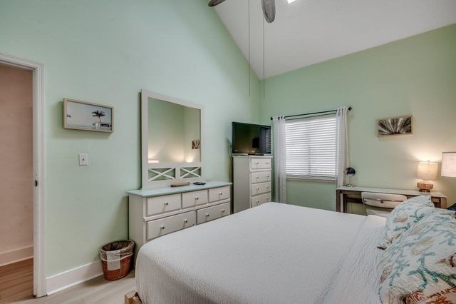 1860 Auburn Ln Apt 19D, Surfside Beach, SC 29575