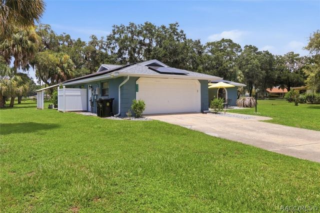 4825 E Connell Lake Drive, Inverness, FL 34453