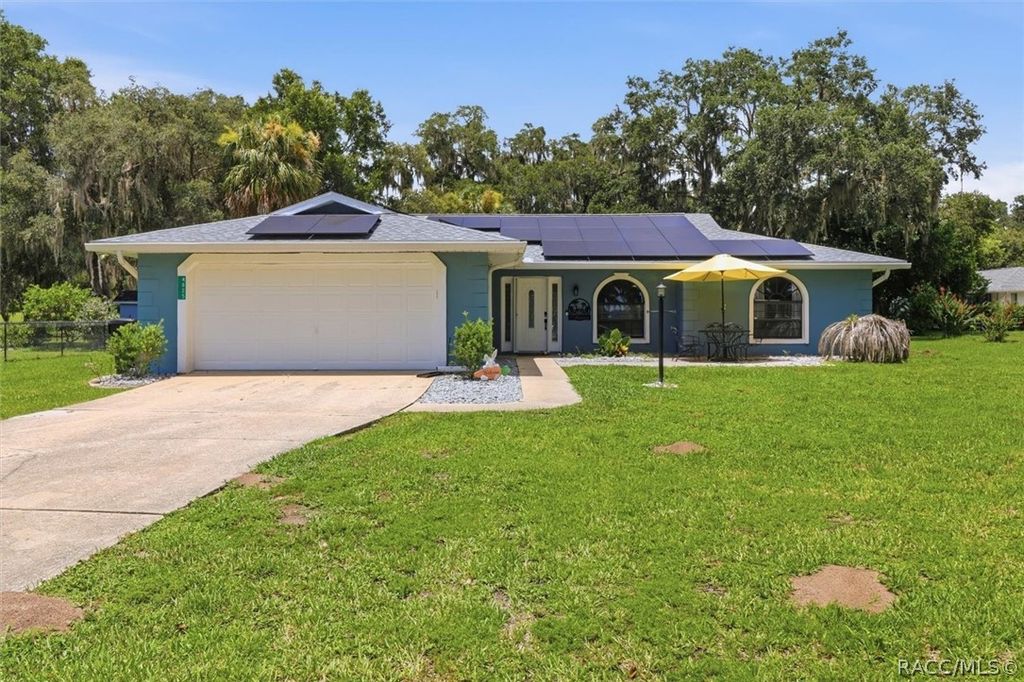 4825 E Connell Lake Drive, Inverness, FL 34453