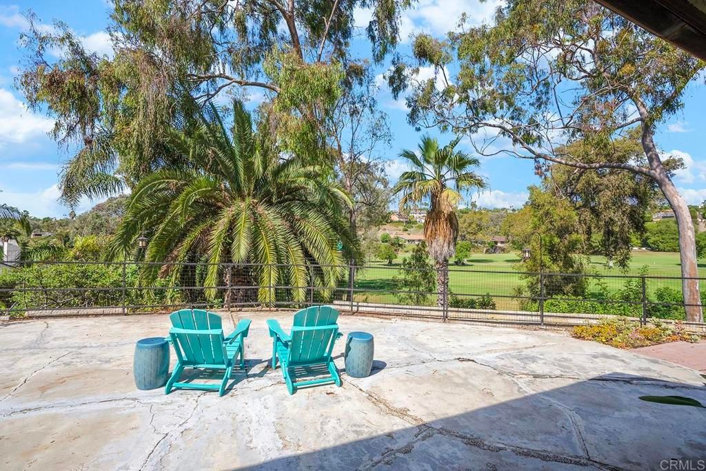2349 Nicklaus Dr, Oceanside, CA 92056 — photo 4