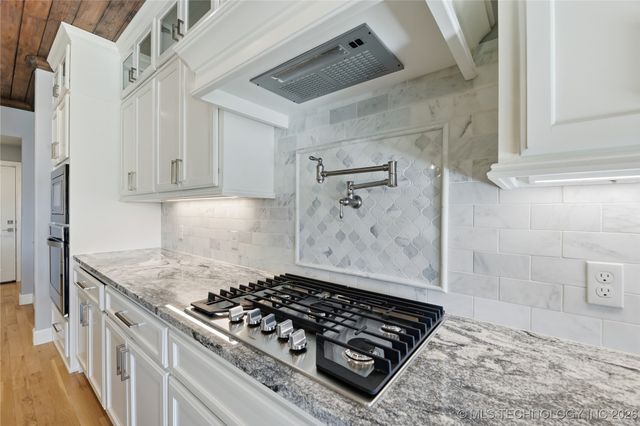 6418 E 127th Street S, Bixby, OK 74008