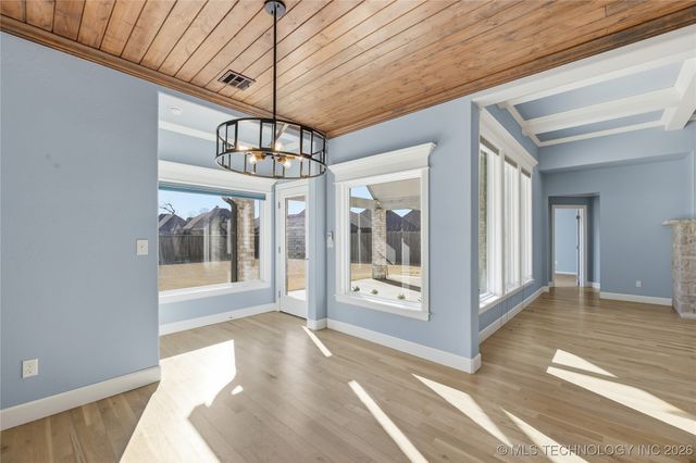 6418 E 127th Street S, Bixby, OK 74008