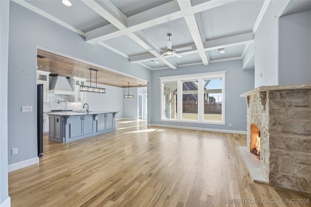 6418 E 127th Street S, Bixby, OK 74008