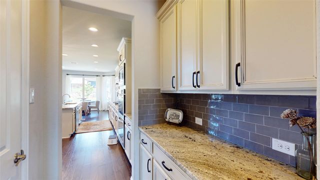 512 Emerson Drive, Rockwall, TX 75087