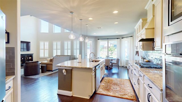 512 Emerson Drive, Rockwall, TX 75087