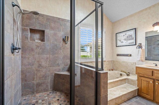 118 Longhorn, Horseshoe Bay, TX 78657