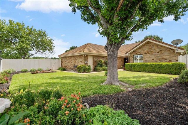 118 Longhorn, Horseshoe Bay, TX 78657