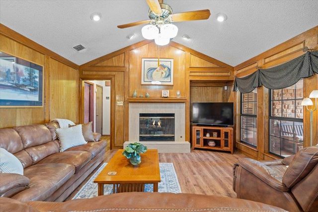 118 Longhorn, Horseshoe Bay, TX 78657