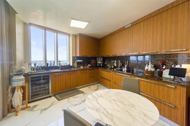 15811 Collins Avenue 2606, Sunny Isles Beach, FL 33160