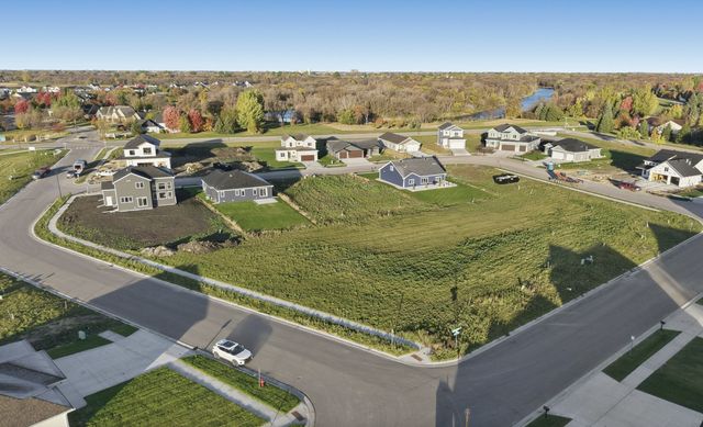 4704 Hampton Loop S, Moorhead, MN 56560