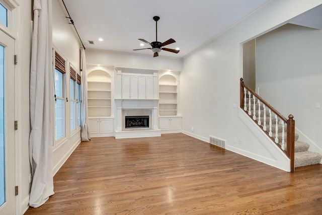 2182 HOUSTON PASS CV, Collierville, TN 38139