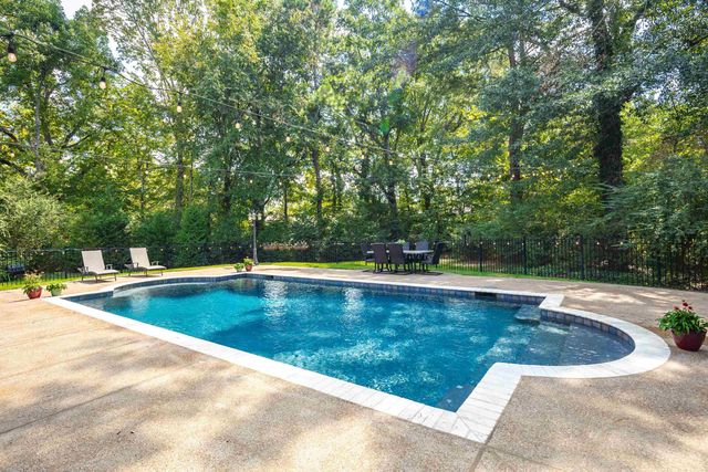 2182 HOUSTON PASS CV, Collierville, TN 38139