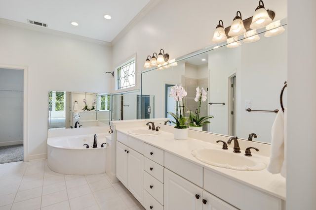 2182 HOUSTON PASS CV, Collierville, TN 38139