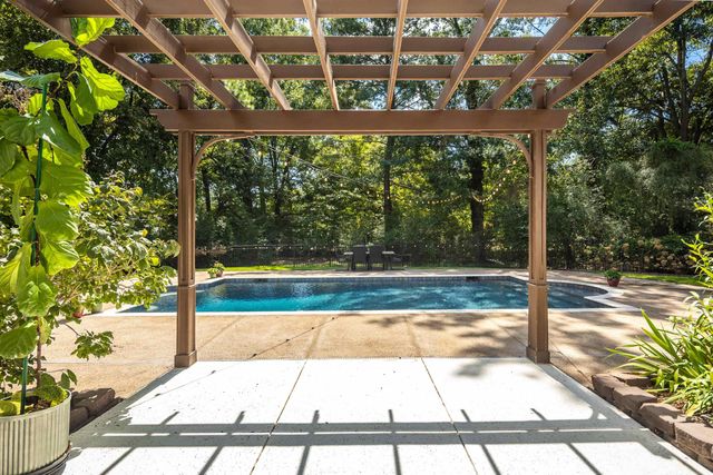 2182 HOUSTON PASS CV, Collierville, TN 38139