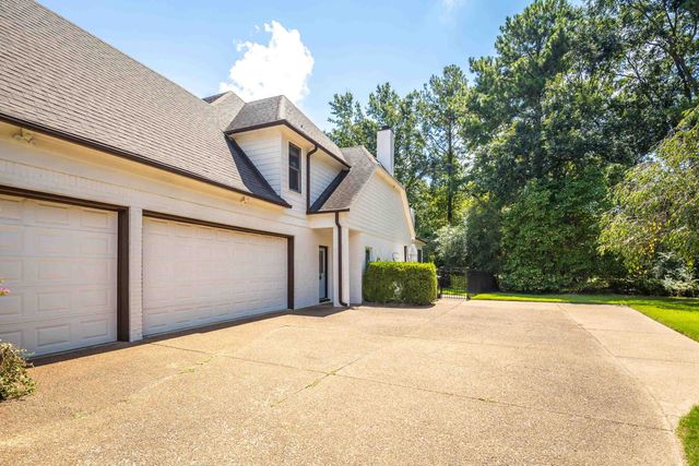 2182 HOUSTON PASS CV, Collierville, TN 38139