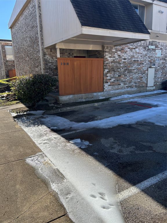 2310 Village North Drive 2310, Richardson, TX 75081