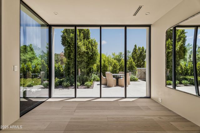 4510 E MADEROS DEL CUENTA Drive, Paradise Valley, AZ 85253