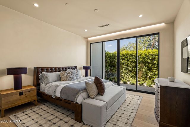 4510 E MADEROS DEL CUENTA Drive, Paradise Valley, AZ 85253