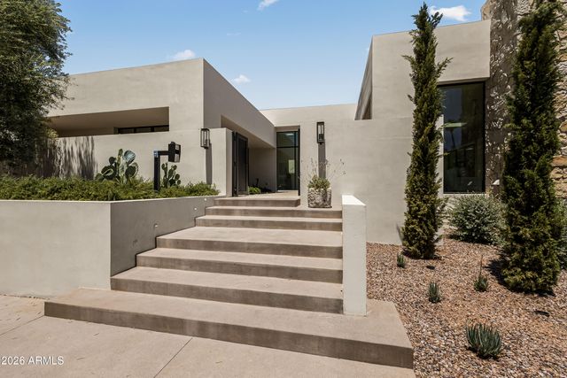 4510 E MADEROS DEL CUENTA Drive, Paradise Valley, AZ 85253