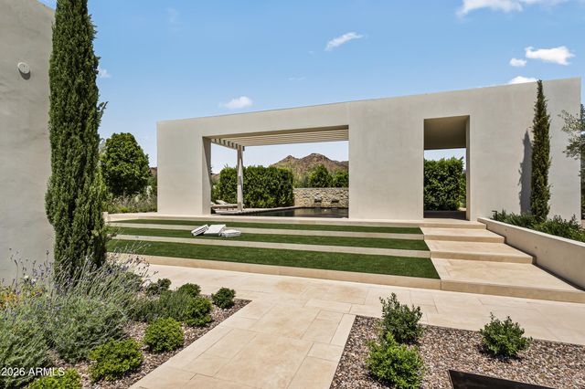 4510 E MADEROS DEL CUENTA Drive, Paradise Valley, AZ 85253