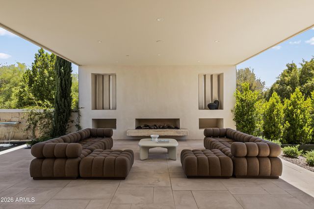 4510 E MADEROS DEL CUENTA Drive, Paradise Valley, AZ 85253