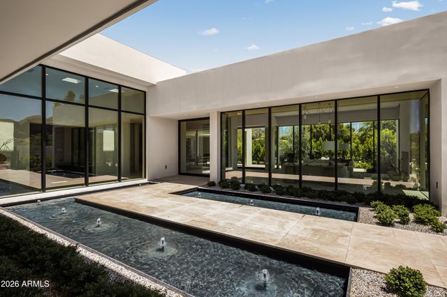 4510 E MADEROS DEL CUENTA Drive, Paradise Valley, AZ 85253