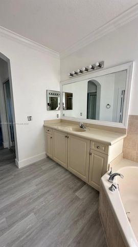 11362 SW 137th Pl, Miami, FL 33186