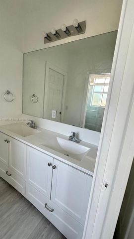 11362 SW 137th Pl, Miami, FL 33186