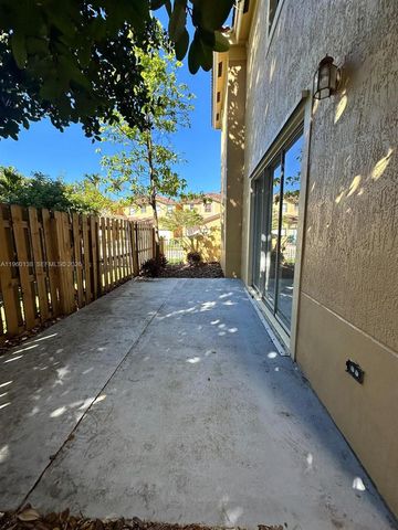 11362 SW 137th Pl, Miami, FL 33186