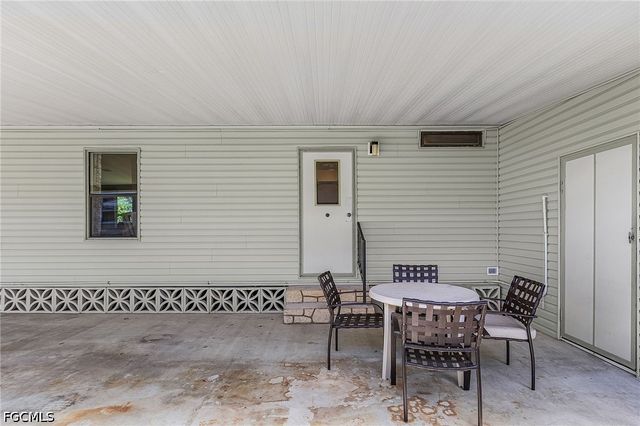 5 Erica ST, Alva, FL 33920