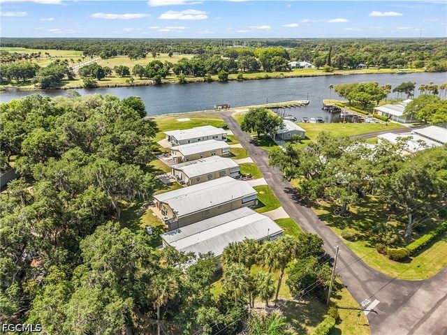 5 Erica ST, Alva, FL 33920